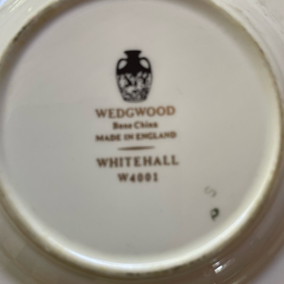 Wedgewood white hall bone china made in England. Antique ashtray. - Picture 2 of 2